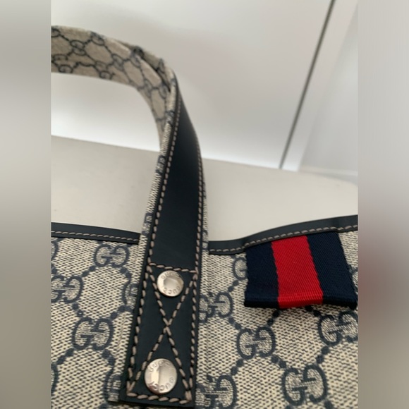 Gucci Web Loop GG Coated Canvas Tote, Made in Italy.  Dust bag included. - Picture 16 of 16